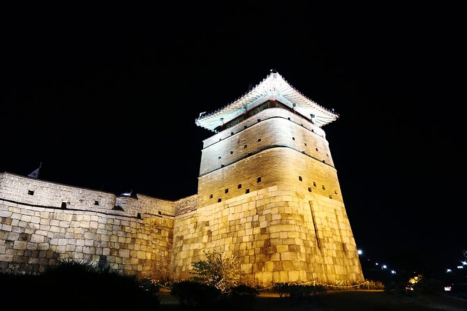 Night View Tour to Suwon Hwaseong Fortress from Seoul - Hwaseong Haenggung Palace from June through September