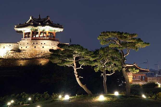 Night View Tour to Suwon Hwaseong Fortress from Seoul - Haenggung-dong and Haenglidan-gil