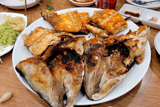 Noryangjin Fish Market Dinner - Sayuksin Park and the Han River view