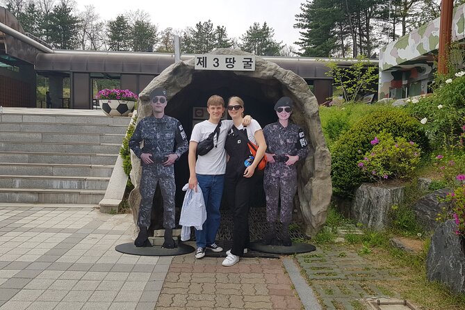 One day Private DMZ Tour & Gamaksan suspension bridge - Gamaksan, Mount Inwangsan, and the route discrepancy