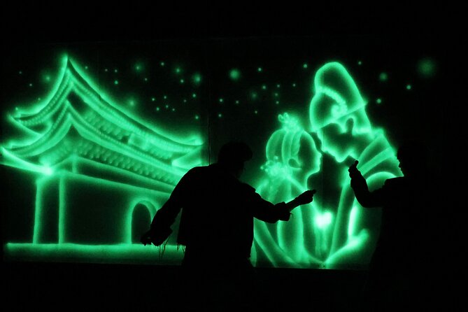 Painters Show in Gwanghwamun Theater (nearby Seodaemun station) - The theater conditions to plan around