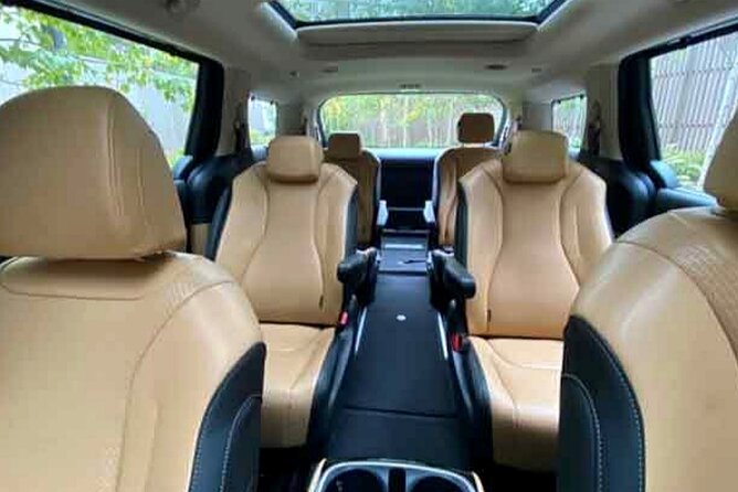 Private Airport Transfer : Gimpo airport to/from Seoul (1~7pax) - Meeting your driver at Gimpo Airport