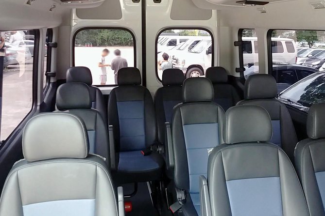 Private Airport Transfer: Incheon Airport to Seoul City 1-12 pax - Fitting 12 people and 12 medium-size bags