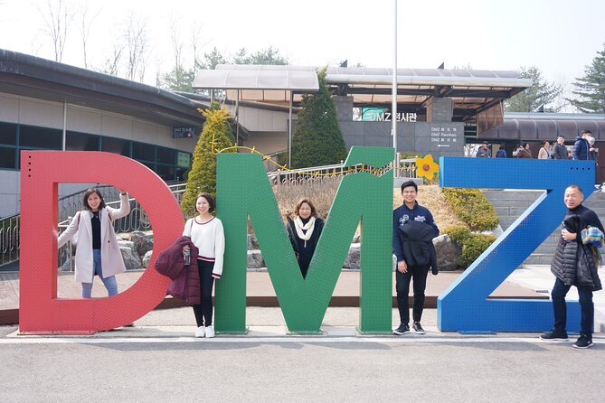 Private DMZ Tour in South Korea(Entrance fees are included) - What an army-experienced guide adds