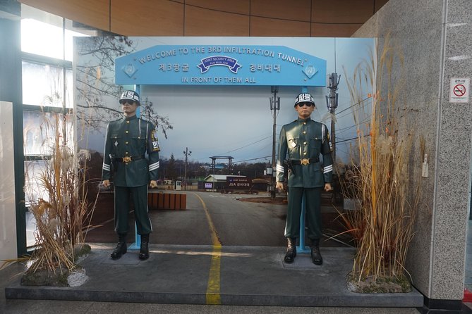 Private DMZ Tour - Leaving Seoul in a private car