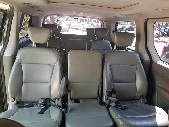 Private English Speaking Driver in Seoul: Airport Service Available - What your English-speaking driver actually adds