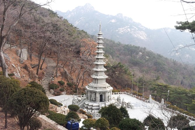 Private Hiking to Bukhansan & Korean Style Spa(Include Lunch) - Private transport and the seven-hour schedule