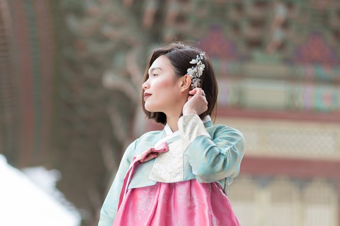 Private Palace Photo Shoot in Seoul with a Photographer - The two-hour Gyeongbokgung photo session