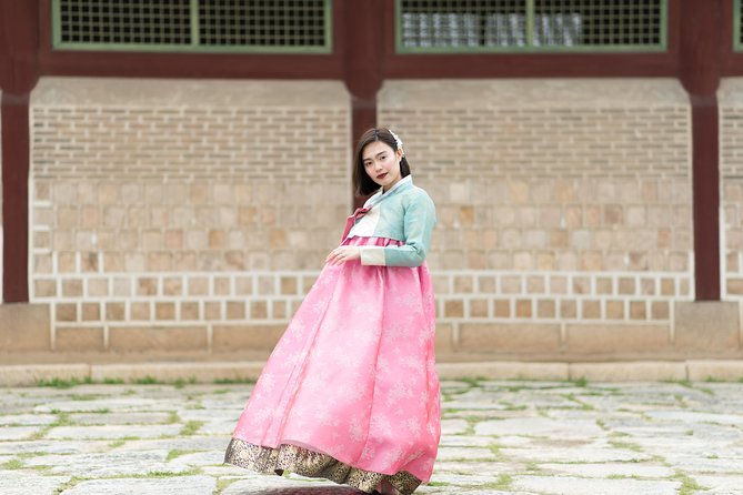 Private Palace Photo Shoot in Seoul with a Photographer - What you receive after the shoot