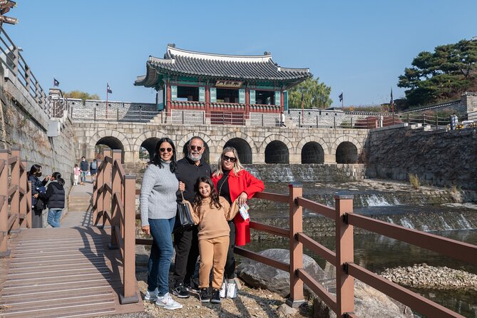 Private Tour around Suwon UNESCO Fortress and Korea Folks Village - Who should book this day