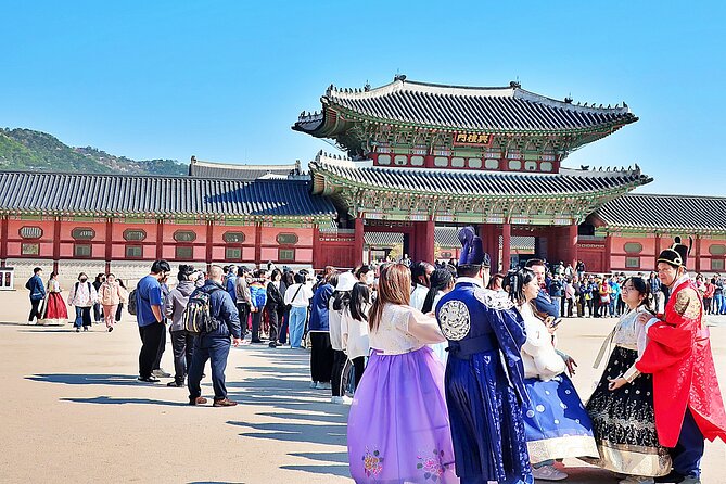 Private Tour : Royal Palace & Traditional Villages wearing Hanbok - Bukchon Hanok Village and Seoul’s old residential streets
