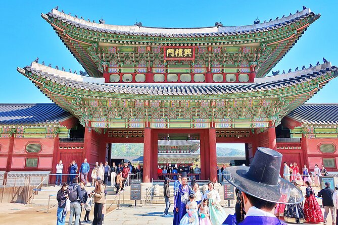 Private Tour : Royal Palace & Traditional Villages wearing Hanbok - What the $300 price includes