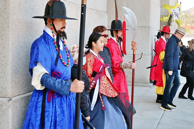 Private Tour : Royal Palace & Traditional Villages wearing Hanbok - Should you book it?