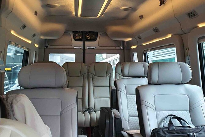 Private Transfer Incheon Airport <-> Seoul Korea - What the Incheon Airport pickup feels like