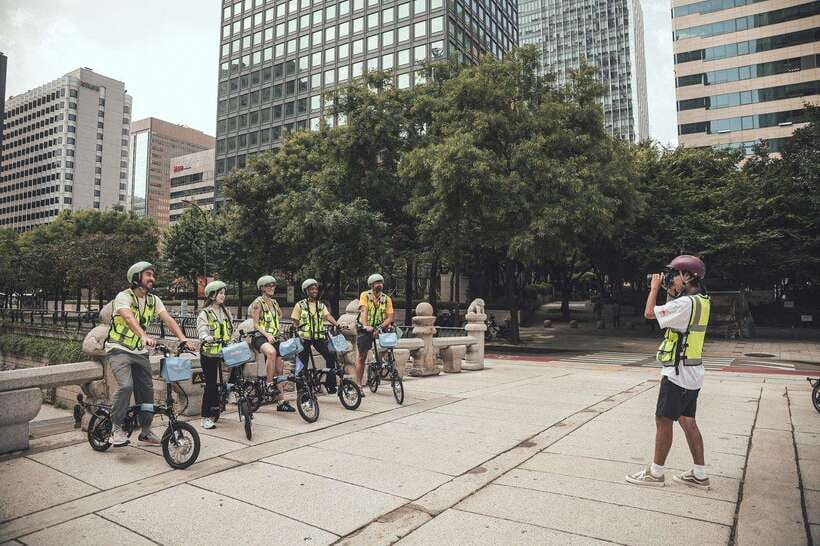 Seoul: Afternoon Ebike tour and "Happy Hour" food and drinks - Why this Seoul ride feels different
