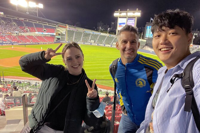 Seoul: Baseball Game Ticket with Dinner/Beer with the host - The weather question: heat, rain, and timing