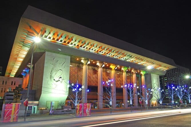 Seoul Beauty & Beyond Tour - COEX and the modern side of Gangnam