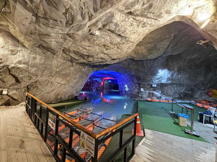 Seoul: Chungju Cruise, Cable Car & Cave Kayak Adventure Tour - Rising above the valleys on the Cheongpung Cable Car