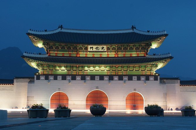 Seoul City Walking Private Tour (3hours) - Starting at Jogyesa Temple at 9 a.m.