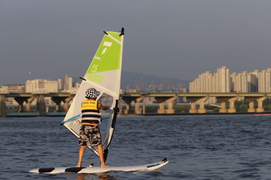 Seoul : Efoil Experience in Han River - Why Ttukseom Is a Smart Place to Learn E-Foiling