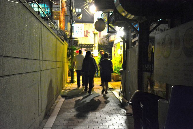 Seoul: Evening Dark History, Folklore & Ghost Story Walking Tour - Secret chambers, torture stories, and odd Korean folklore
