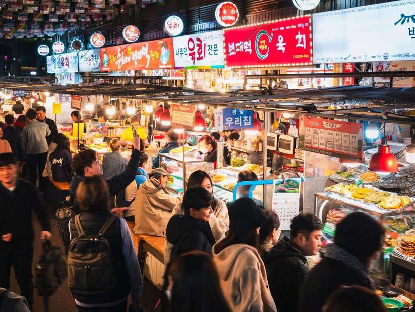 Seoul: Fearless Foodie Gwangjang Market Food Adventure - Should you book the Gwangjang Market food challenge?