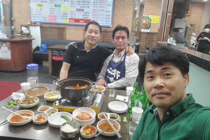 Seoul Food n Night view with Local Korean BBQ dinner Hongdae st. - Sinchon-dong shows everyday university Seoul