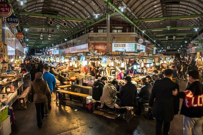 Seoul Foodie Walking Tour - Gwangjang Market, Seoul’s food-first stop