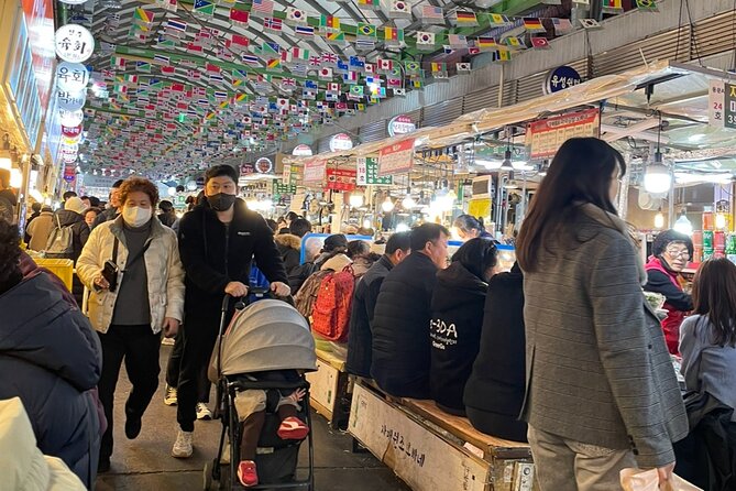 Seoul Fun Food Tour: 12 different food tastings - Making your own ramen in Jongno