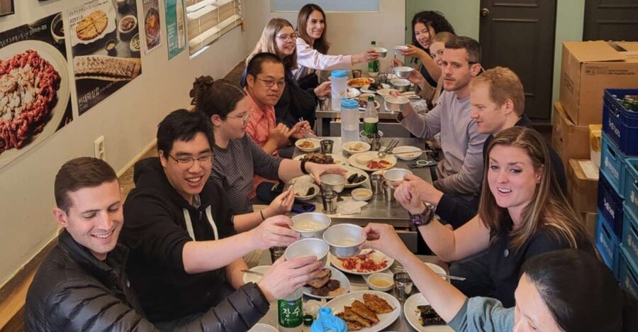 Seoul: Gwangjang Market Netflix Food Tour - From Anguk Station into Insa-dong’s art streets