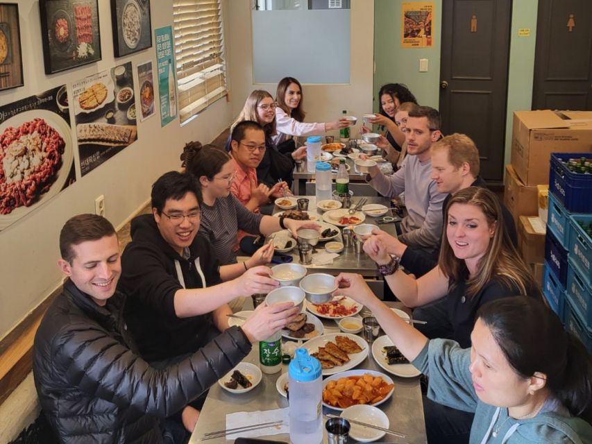 Seoul: Gwangjang Market Netflix Food Tour - The route, pace, and practical side