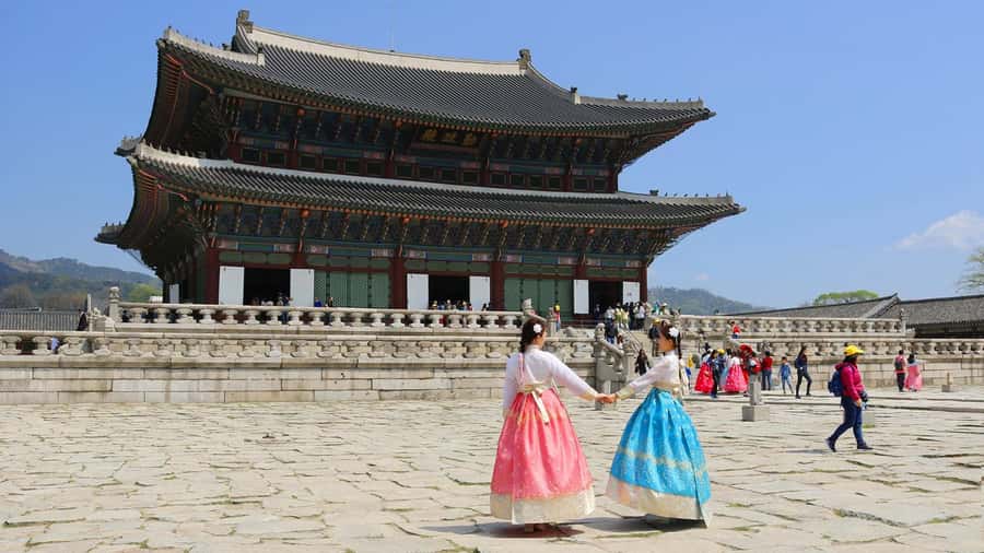 Seoul: Gyeongbokgung / Hanok Village / N Seoul Tower - Price and who gets good value