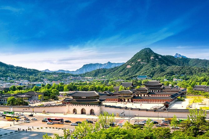 Seoul: Gyeongbokgung Palace Half day Tour - Geunjeongjeon: the throne hall