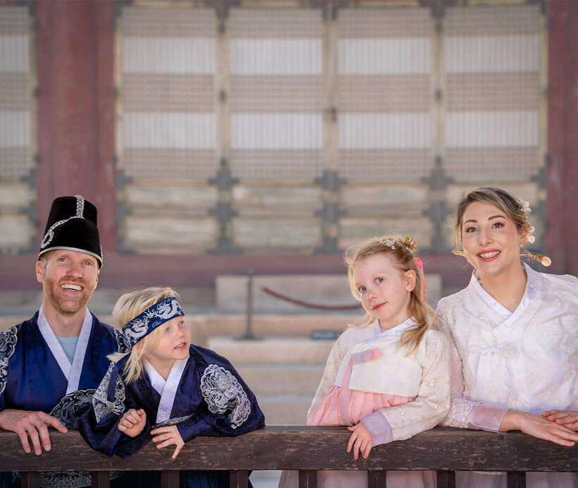 Seoul: Hanbok Rental with Gyeongbokgung Palace Entry - Bukchon Hanok Village as an alternative