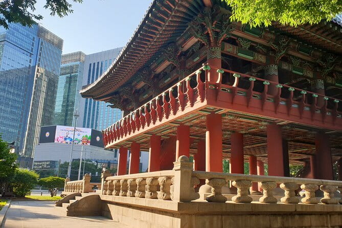 Seoul History Walking Tour - Deoksugung’s stone wall and Korea under pressure