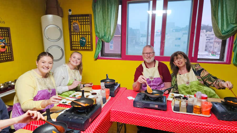Seoul: Korean Cooking Class at a Local Home and Market Tour - Timing, access, and planning your day