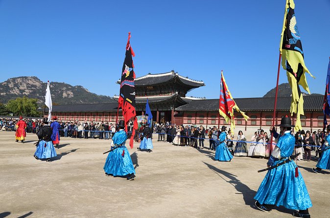 Seoul Layover Private Tour from Incheon Airport - Jogyesa Temple offers a calm final stop