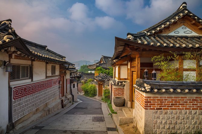 Seoul Like a Local: Private & Personalized Experience (2-3 hours) - Gangnam or Myeong-dong, choose your style