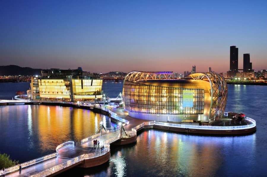Seoul: Moonlight Rainbow Fountain Show Night Tour - Why this four-hour night tour works