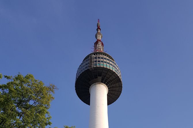 Seoul Morning Tour: Seoul Tower, Namsan Hanok Village, The War Memorial of Korea - Namsangol Hanok Village and old Seoul