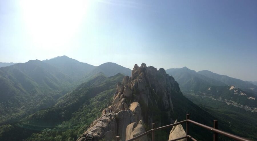 Seoul: Mt Seorak + Naksansa Temple or Nami Island Group Tour - Who should book this day trip?