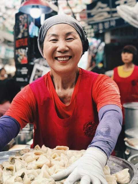 Seoul : Must-see & Hidden Gems Private Walking Tour - Gwangjang Market and practical food advice