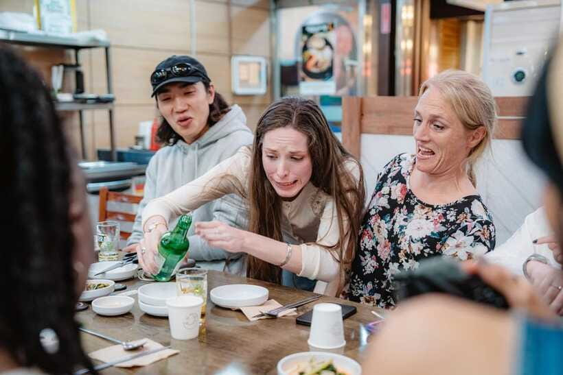 Seoul: Night Market Food Tour with Local Guide - Dietary limits and difficult dishes