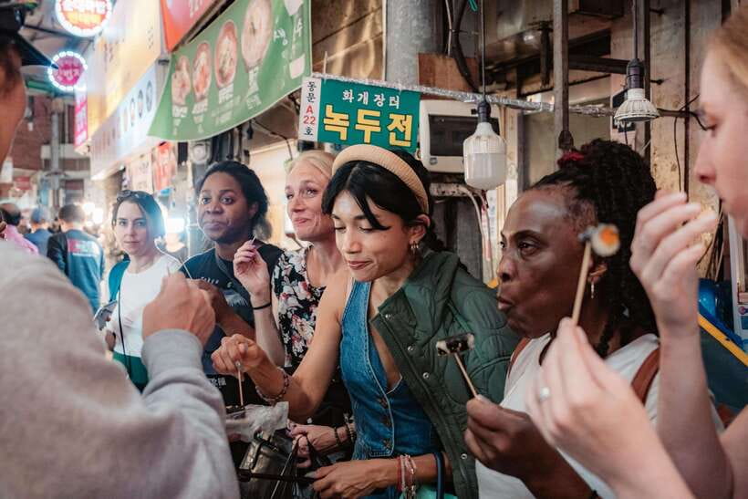 Seoul: Night Market Food Tour with Local Guide - Meeting at Jongno 5-ga Station