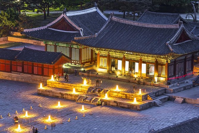 Seoul Night Tour (Gwangjang Market, Royal Palace and Naksan Park) - Why Seoul is worth seeing after dark