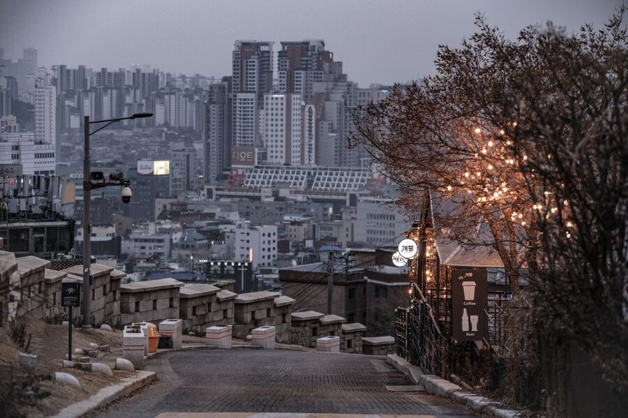 Seoul: Nighttime Hidden Gems Walking Tour - Is $33 good value for two hours?