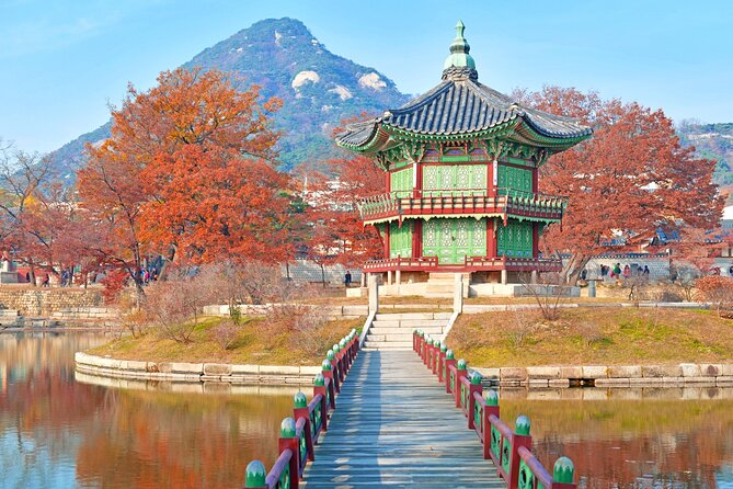 Seoul One Day Sightseeing Tour with N Tower and Lunch - N Seoul Tower and the Namsan view