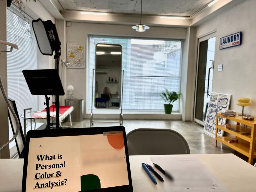 Seoul: Personal Color, Fashion, and Make-up Analysis Session - Hair, glasses, jewelry, and perfume advice
