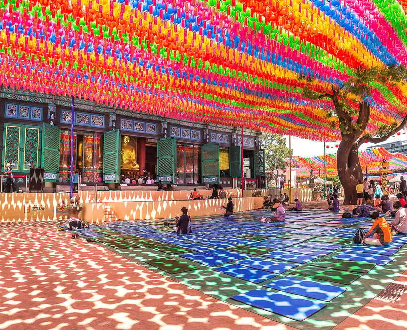 Seoul: Private Car Tour with Licensed Professional Guide - A private route through Seoul’s old and new sides