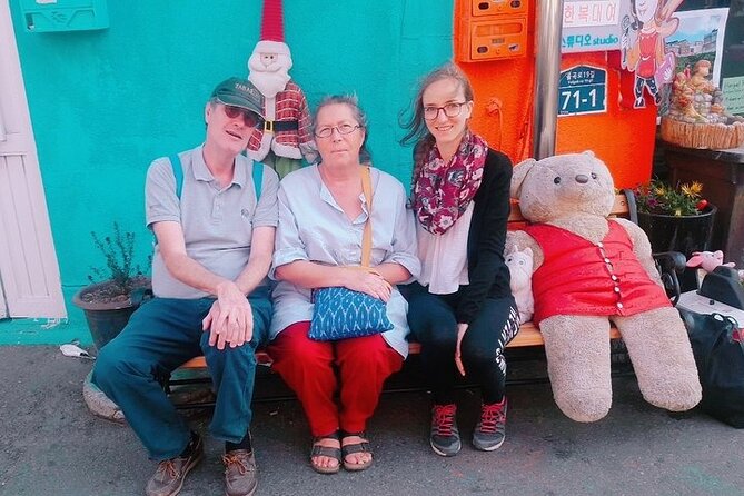 Seoul Private Custom Walking Tour with A Guide (Private Tour) - How much value do you get for $58.98?